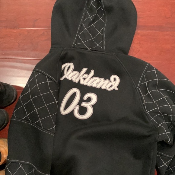 Vintage Y2K Oakland raiders hoodie - Picture 5 of 5